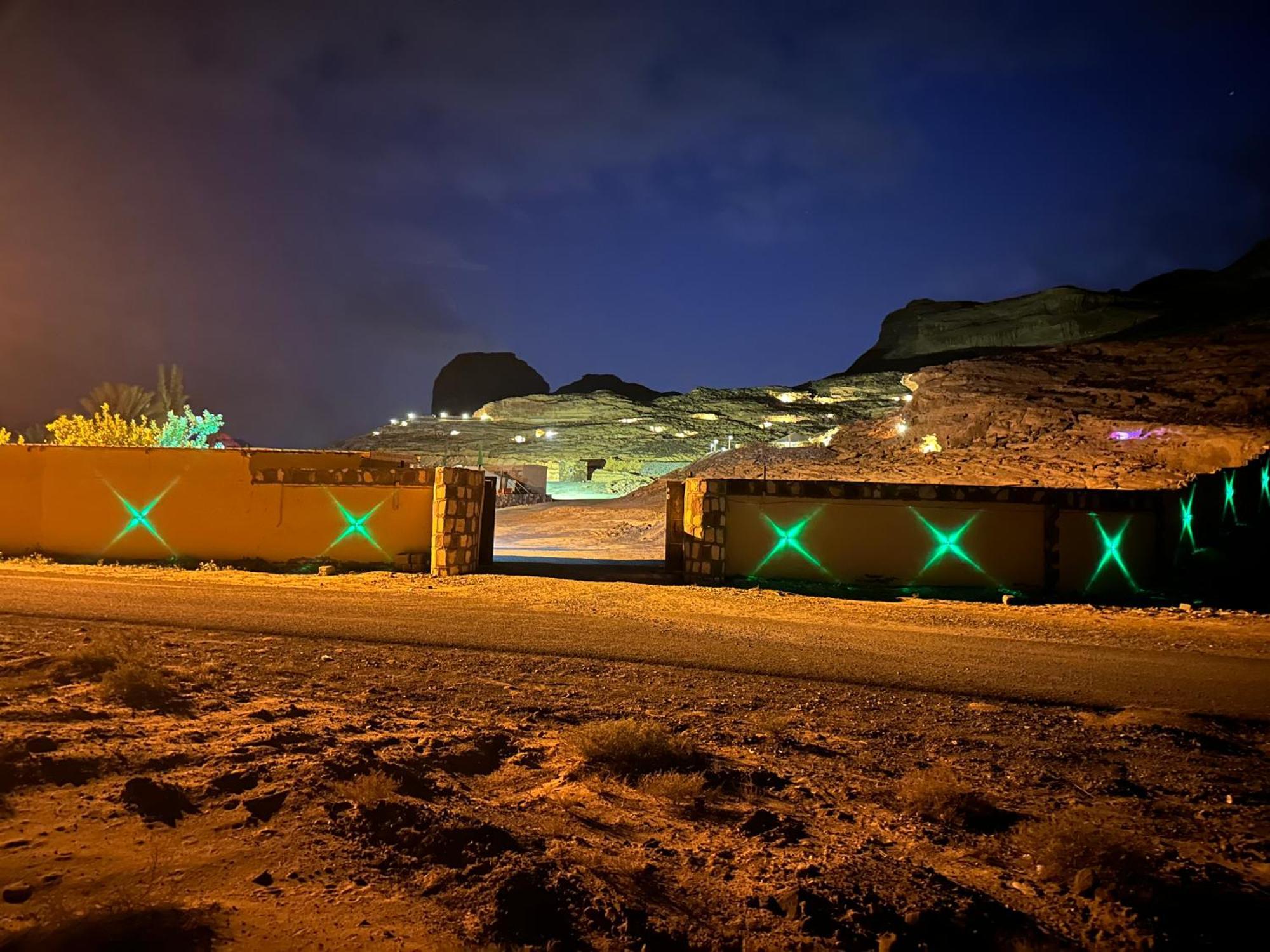 Rural Tents Naseem الخيمةالريفيةalouzaib Ель-Ула Екстер'єр фото
