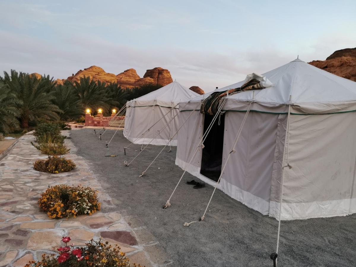 Rural Tents Naseem الخيمةالريفيةalouzaib Ель-Ула Екстер'єр фото