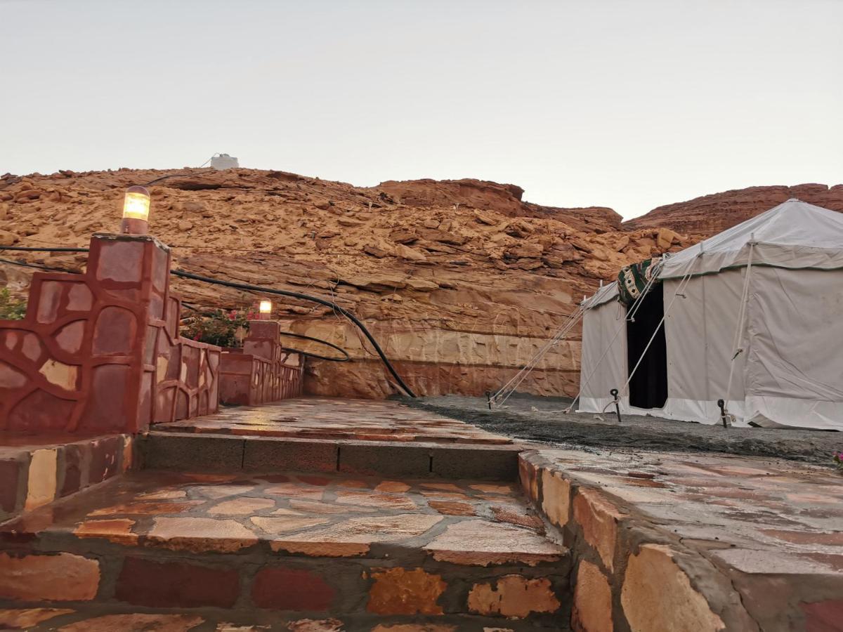 Rural Tents Naseem الخيمةالريفيةalouzaib Ель-Ула Екстер'єр фото